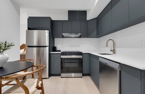 Cite Multimedia Apartment | Mercer- 3Beds King Ensuite- Free Parking