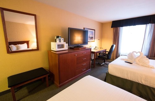 Fort McMurray Hotel | Merit Hotel & Suites