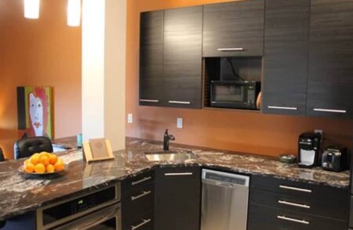Red Deer Apartment | Metropolitan Loft 201