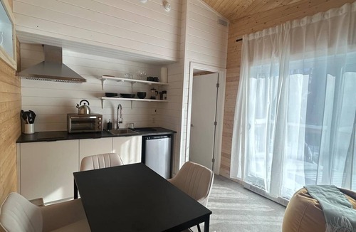 Notre-Dame-Auxiliatrice-de-Buckland Ski Chalet | Micro-Cabine int the Mountains | Solstice 3