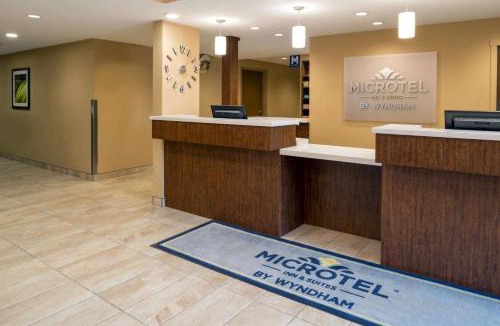 Red Deer Hotel | Microtel Inn & Suites by Wyndham Red Deer
