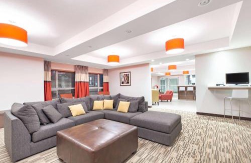 Fort McMurray Hotel | Microtel Inn & Suites by Wyndham Fort McMurray