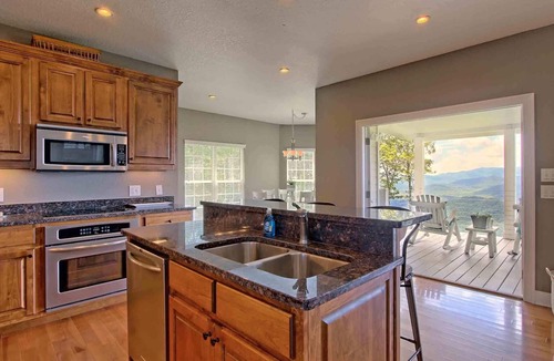 Dillard House | MillionDollarViewSkyValley,ElectronicBasketball,91Mbps,3bedroom,2 bath, 1Level,