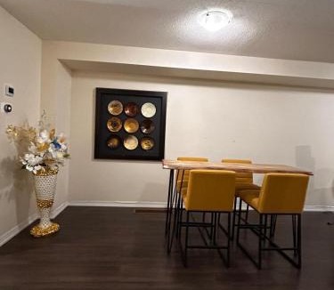 Mount Pleasant House | Mimis lodge