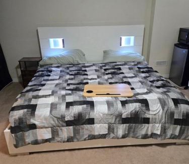 Mount Pleasant House | Mimis lodge