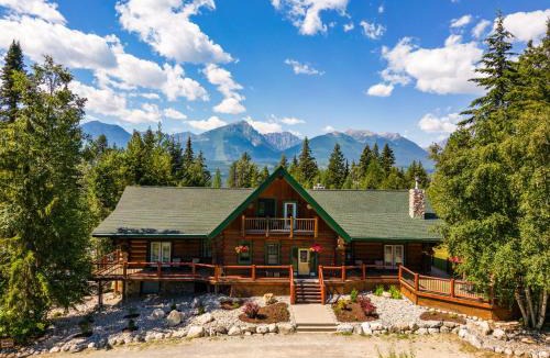 Golden Cabin | Moberly Lodge