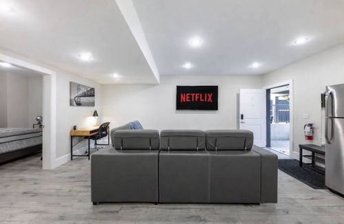 South Newton House | Modern 2BR Retreat |Free Parking |Desk| Fast Wi-Fi