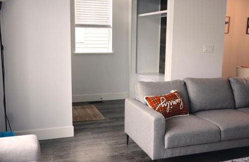 Yorkson House | Modern 3 bedroom duplex home in Langley