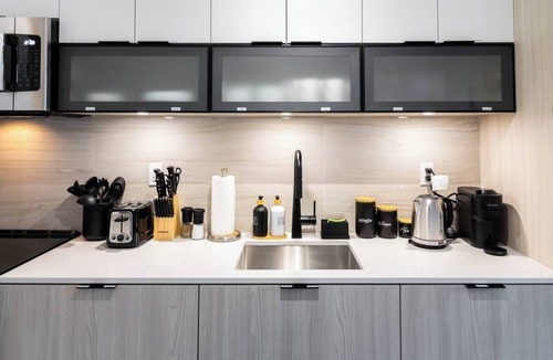 Corktown Apartment | Modern 3BR/2.5BT Home + Free Parking