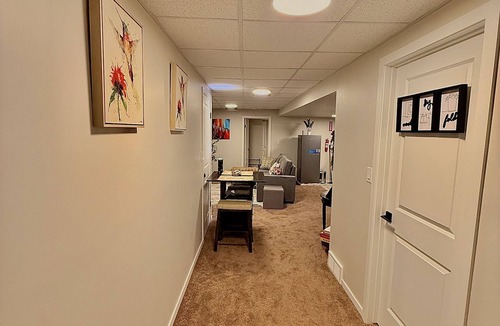 Fort Gary House | Modern Basement Suite w/Free Parking & Trails