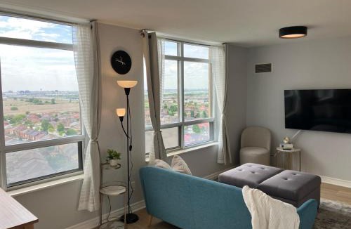 Humberwood Apartment | Modern Luxe 2BR with Free Parking Near YYZ