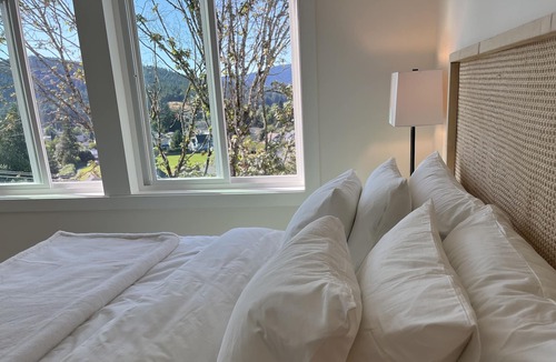Langford House | Modern New Designer Home, Amazing Valley Views