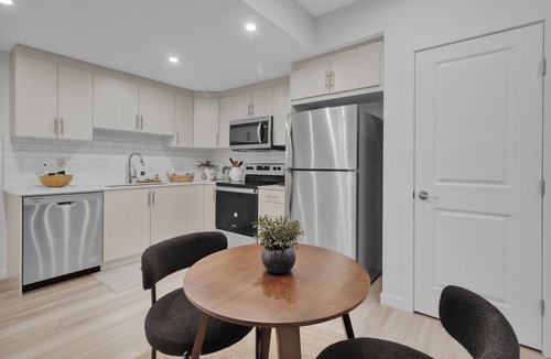 West Edmonton House | Modern Private Suite | Clean | Coffee & Tea Station| Fully Stocked | Near WEM
