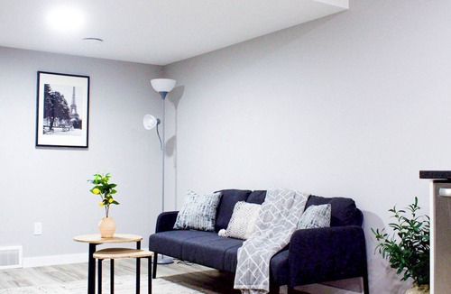 Airdrie House | Modern Private Suite Near YYC | Kitchen, Laundry & Parking