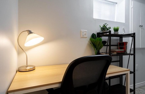 Brampton Apartment | Modern & Spacious 2BR 2BA Suite All Amenities Included