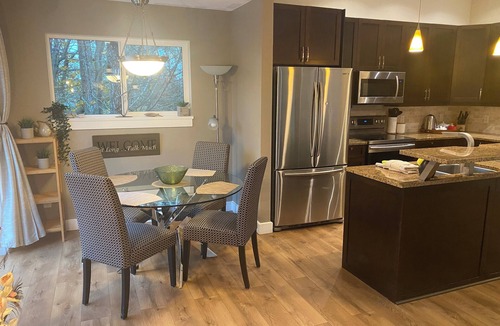 Otter Point Cottage | Modern & Spacious cottage close to spectacular West Coast trails & beaches