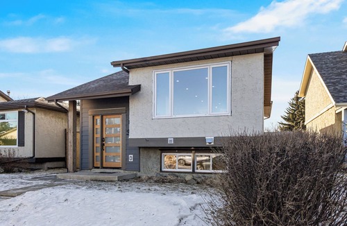 Calgary House | Modern Three bedroom House