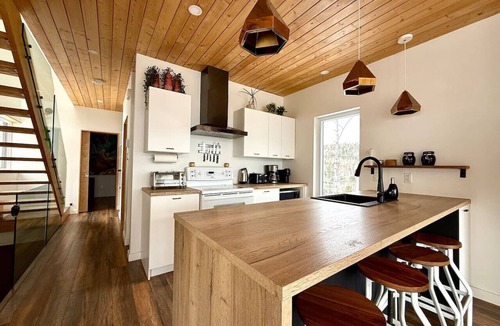 Petite-Riviere-Saint-Francois Ski Chalet | Mont Mignon Chalet aux mille et une vues