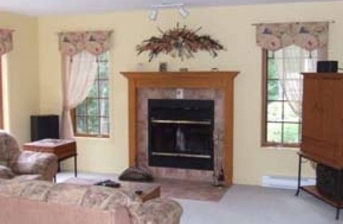 Mont-Tremblant Cottage | Mont-Tremblant Home (Chalet) in Quiet Location, but Close to the Action