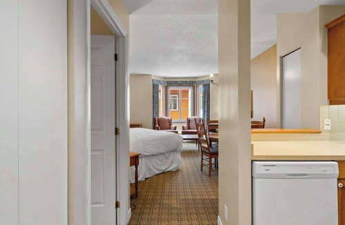 Mont-Tremblant Pedestrian Village Condo | Mont-Tremblant - Le Johannsen 364