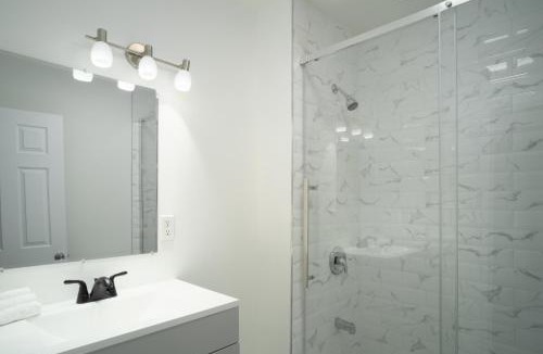 Vanier North Apartment | Montfort Hotel