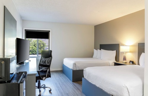 Merritt Hotel | Motel 6 Merritt BC