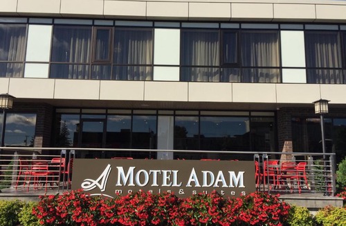 Downtown Gatineau Hotel | Motel Adam