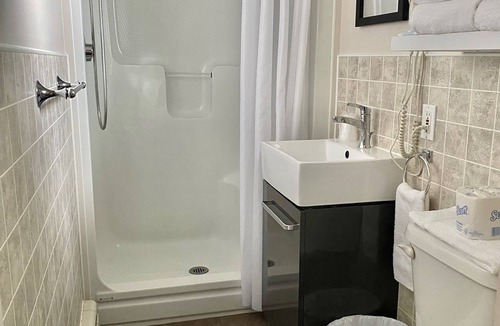 Montmagny Hotel | Motel Centre-Ville