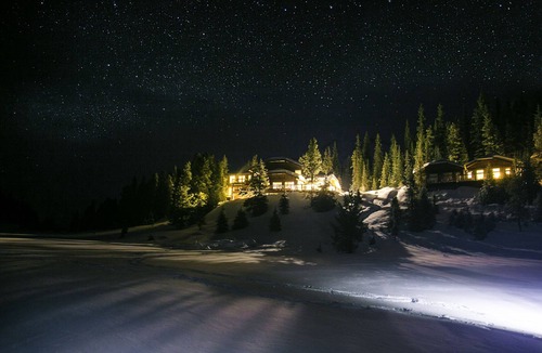 Spray Valley Provincial Park Hotel | Mount Engadine Lodge
