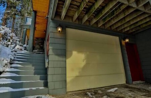 Panorama Ski Chalet | Mount Brewer View Point
