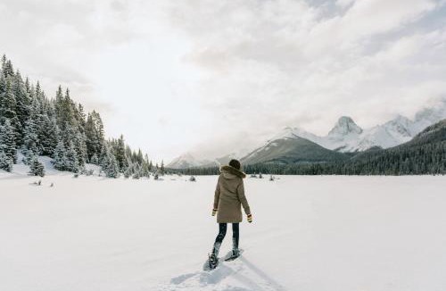 Spray Valley Provincial Park Cabin | Mount Engadine Lodge