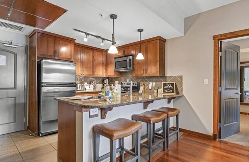 Canmore Condo | Mountain Getaway | Outdoor Pool, Hot Tub & Sauna