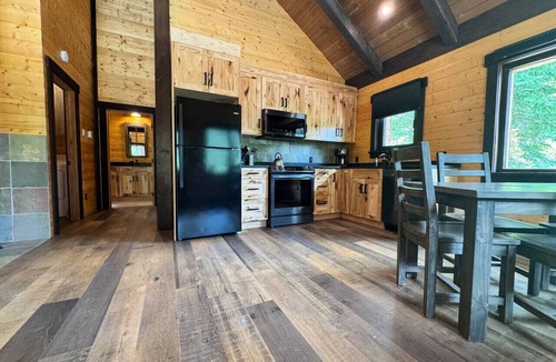 Golden Cabin | Mountaineer Creekside Cabin - Private Hot Tub