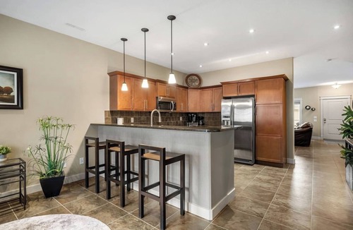 East Kootenay Villa | Mountainside Retreat | Pickleball | AC | Pets Ok