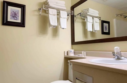Merritt Hotel | MountainView Hotel Merritt