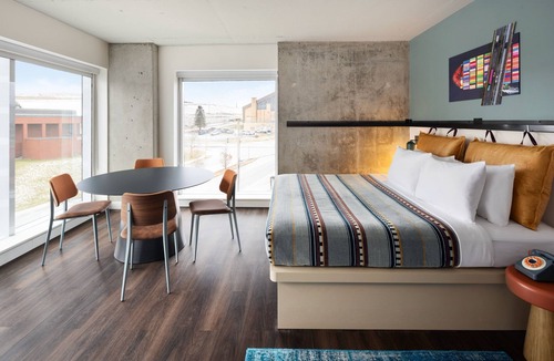 Downtown Halifax Hotel | Moxy Halifax Downtown