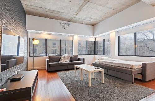 Plateau Mont Royal Apartment | mtlFlats - Condotel Le Luxe