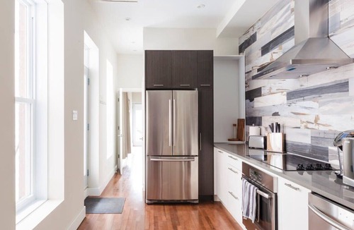 Plateau Mont Royal Apartment | MTLVR #12 | Prime location, Metro 3 min A/C, Patio
