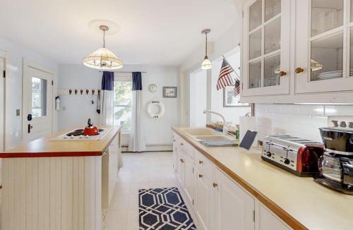 Boothbay Harbor House | Multi-unit with oar & boat house with private dock & kayaks