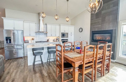 Okanagan-Similkameen Apartment | Naramata Hillside Luxe Retreat
