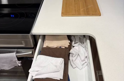 Beaumont Apartment | Nestling suite in the city of Edmonton