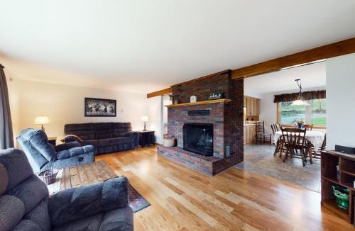 Norway House | Neverending Lake Fun