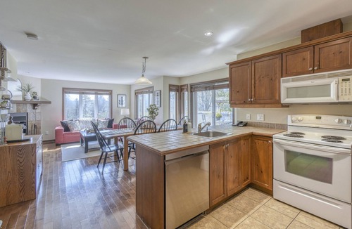 Mont-Tremblant Ski Chalet | NEW! Cozy Chalet Near Tremblant with Golf views