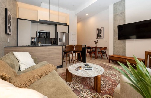 Downtown Halifax Apartment | *NEW Elegant 1B/1B Downtown Halifax