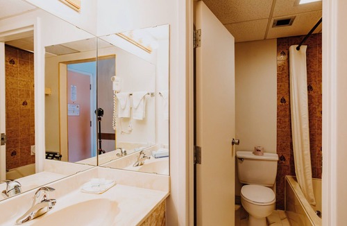 Cold Lake Hotel | New Imperial Inn Cold Lake