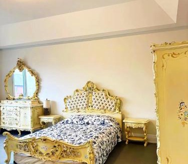 Innisfil House | NEW Spacious BR with Ensuite Bathroom
