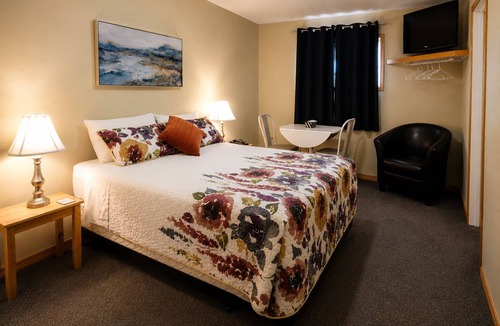 Drumheller Hotel | Newcastle Country Inn