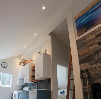 Taghum House | "NEWLY BUILT HOME" on 5 acres by the beach