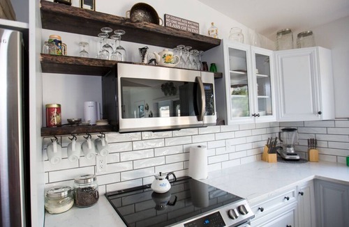 Gull Lake Cottage | Newly Renovated, Rustic/Modern Cabin! Five Min. Walk From The Beach