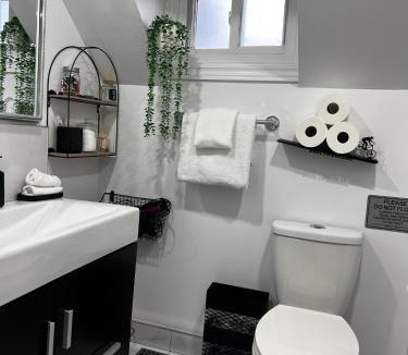 Downtown Apartment | Niagara Escape Loft